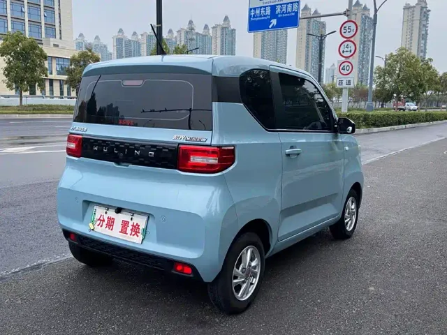 Wuling Hongguang Mini EV — Фото автомобиля 11
