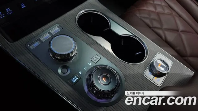 Genesis GV80 2.5T Бензин AWD — Фото автомобиля 9