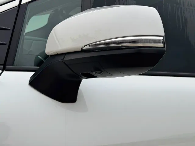 Toyota Sienna — Фото автомобиля 17