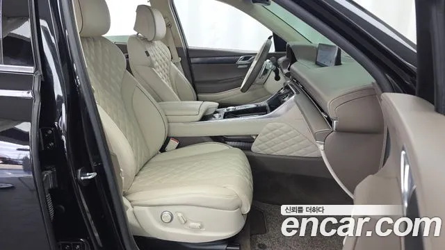 Genesis GV80 — Фото автомобиля 17
