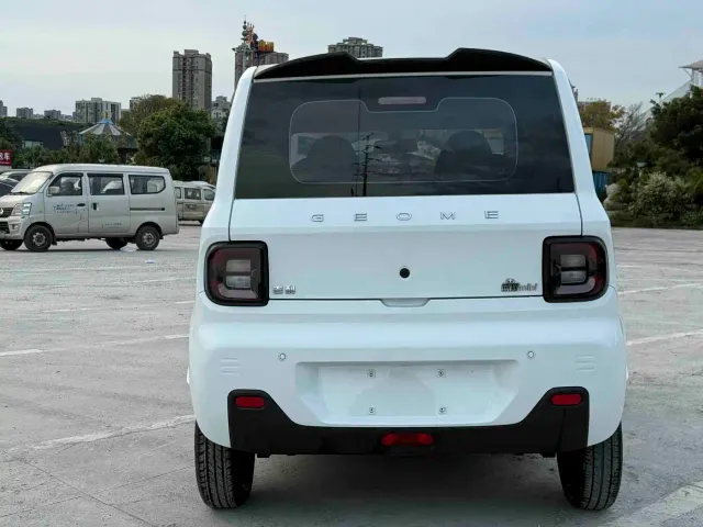 Geely Panda — Фото автомобиля 5