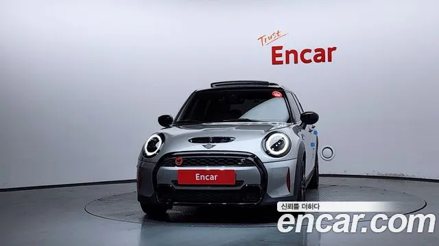 Mini Cooper — Фото автомобиля 2