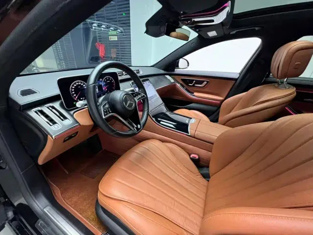 Mercedes-Benz S-Class — Фото автомобиля 3