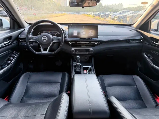Nissan Teana — Фото автомобиля 9