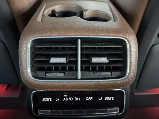 Mercedes-Benz GLS-Class — Фото автомобиля 8