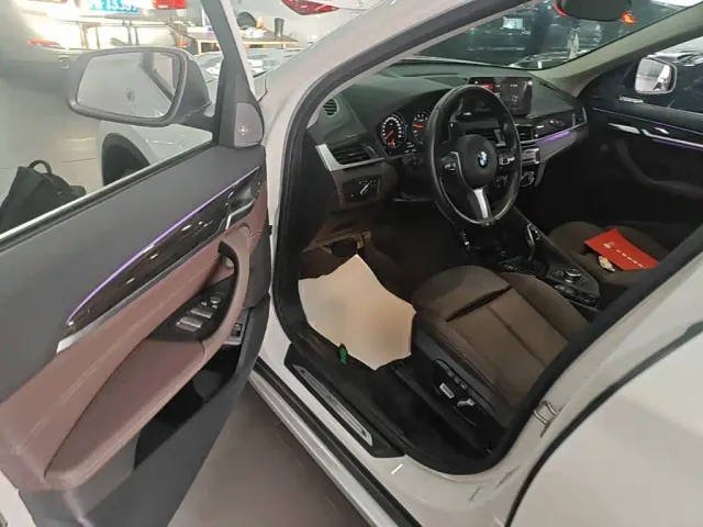 BMW X1 — Фото автомобиля 15