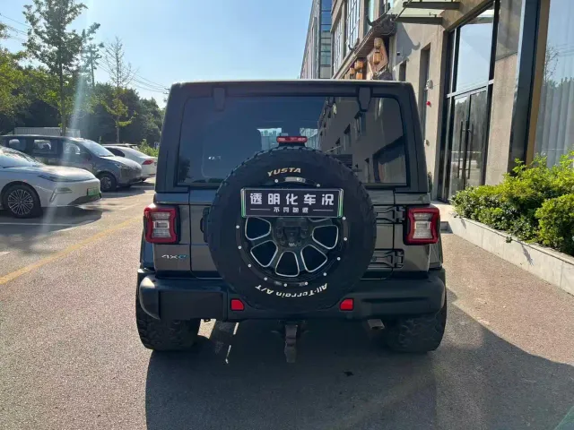 Jeep Wrangler 4xe — Фото автомобиля 8
