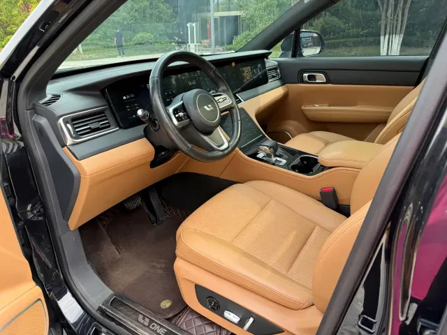 Li Auto ONE — Фото автомобиля 6