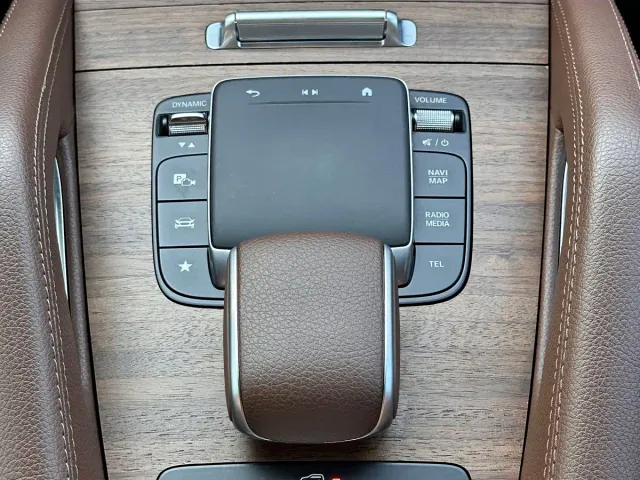 Mercedes-Benz GLS-Class — Фото автомобиля 19