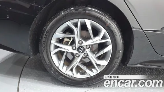 Hyundai Sonata — Фото автомобиля 5