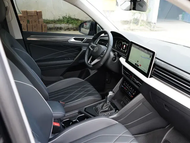 Volkswagen Tiguan L — Фото автомобиля 11