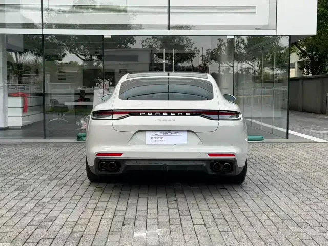 Porsche Panamera — Фото автомобиля 4