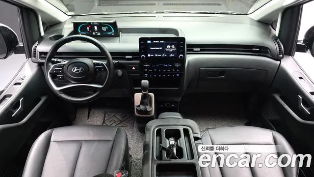 Hyundai Staria Staria — Фото автомобиля 7
