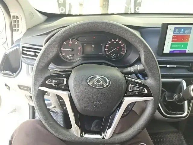 Maxus Xintu V70 — Фото автомобиля 10
