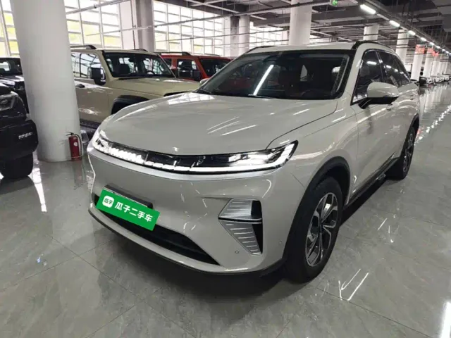 Фотография автомобиля — Haval Xiaolong MAX