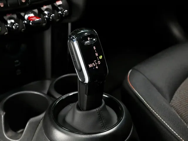 MINI Hatch — Фото автомобиля 13