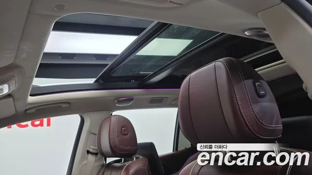 Mercedes-Benz GLS-Class — Фото автомобиля 16