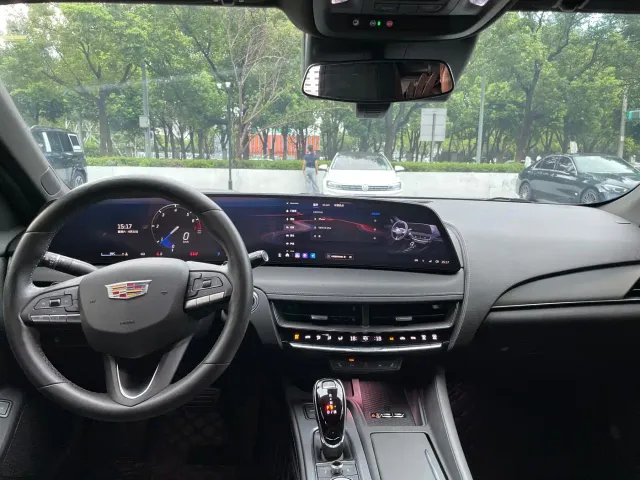 Cadillac CT5 — Фото автомобиля 13