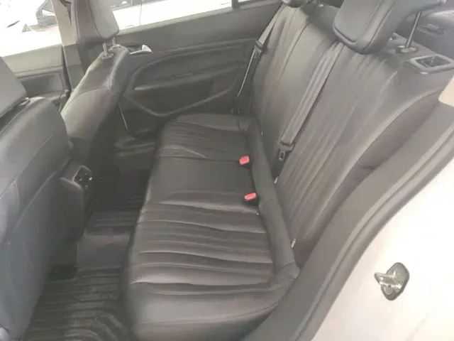Peugeot 408 — Фото автомобиля 16