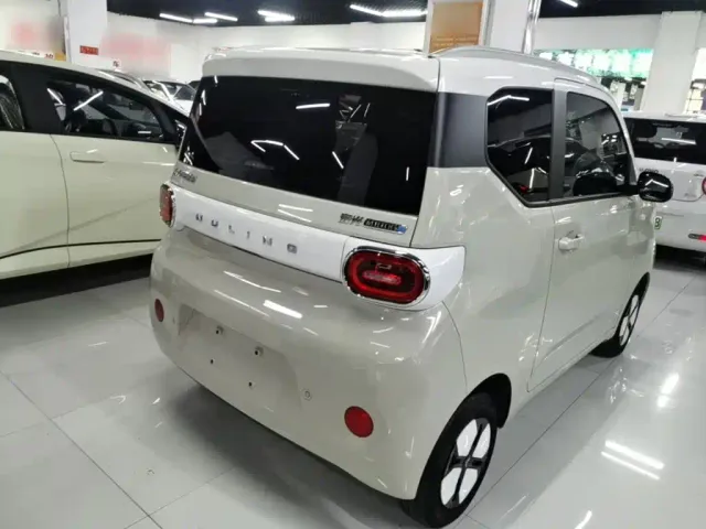Wuling Hongguang Mini EV — Фото автомобиля 6