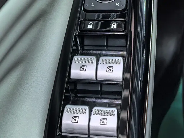 GAC Aion S Plus — Фото автомобиля 21