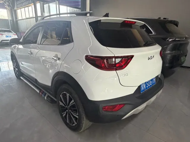 Kia KX1 — Фото автомобиля 4