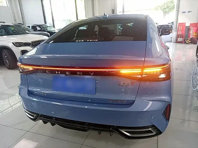 Chery Arrizo 8 — Фото автомобиля 5