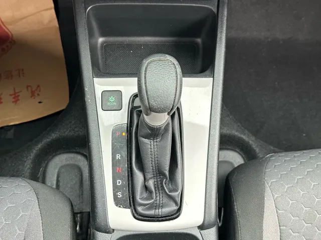 Honda Fit — Фото автомобиля 6