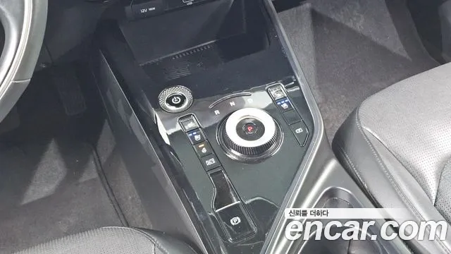 Kia Niro New — Фото автомобиля 12