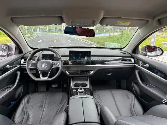 BYD Qin PLUS — Фото автомобиля 13