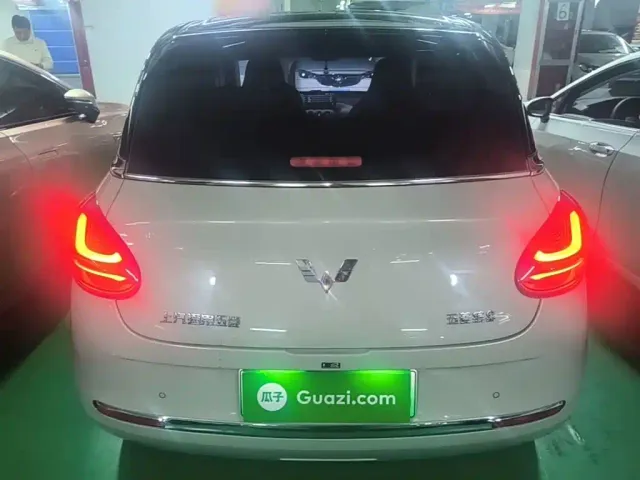 Wuling Bingo — Фото автомобиля 5