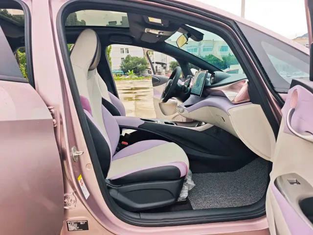 BYD Dolphin — Фото автомобиля 16