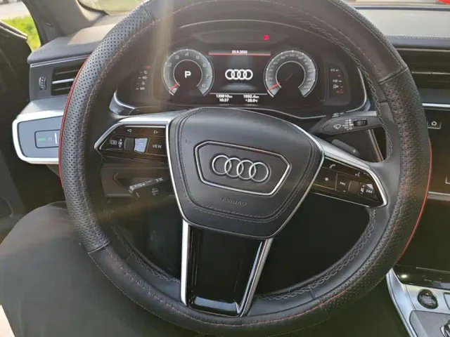 Audi A6L — Фото автомобиля 15