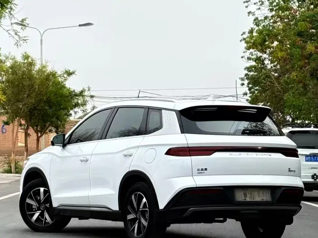 BYD Song Pro — Фото автомобиля 7