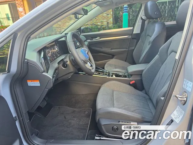 Volkswagen Golf Golf 8 поколение 2.0 TDI Prestige — Фото автомобиля 10
