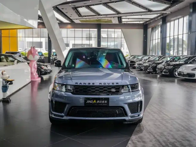 Land Rover Range Rover Sport — Фото автомобиля 4