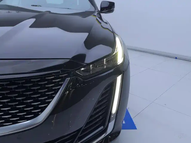 Cadillac CT5 — Фото автомобиля 5
