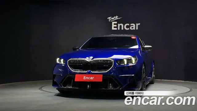 BMW M5 — Фото автомобиля 3