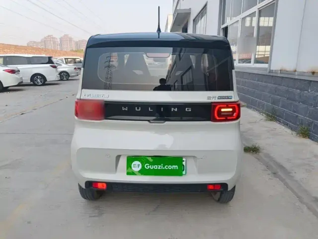 Wuling Hongguang Mini EV — Фото автомобиля 5