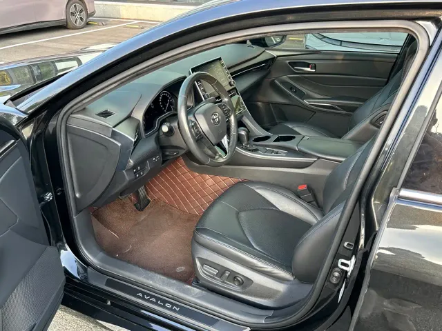 Toyota Avalon — Фото автомобиля 6