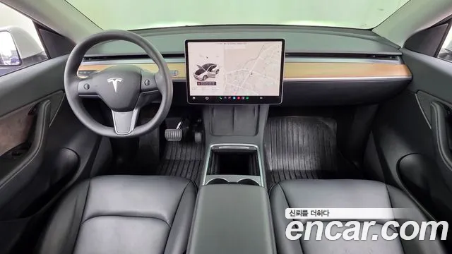 Tesla Model Y — Фото автомобиля 7