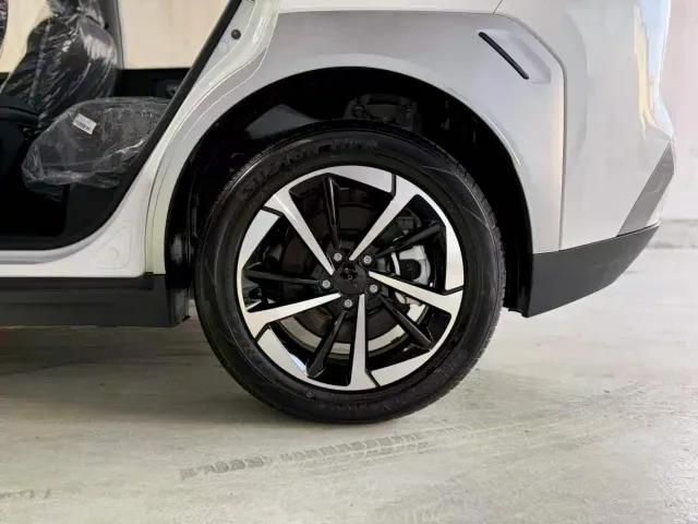 GAC Aion Y — Фото автомобиля 17