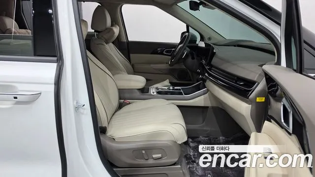 Kia Carnival 4th Gen — Фото автомобиля 16