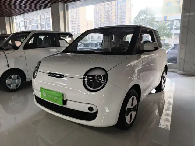 Фотография автомобиля — Changan Lumin
