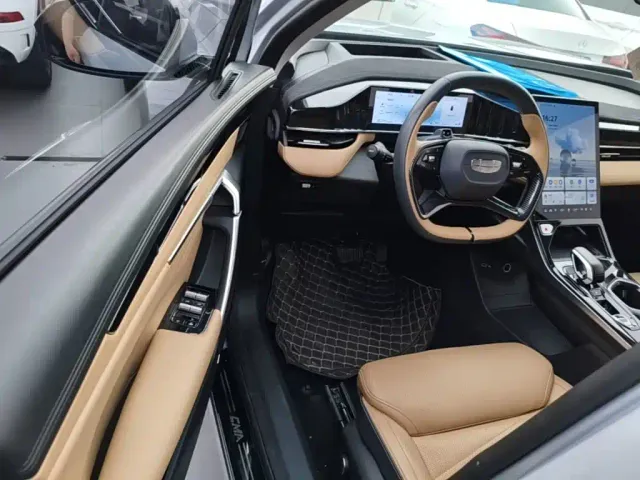 Geely Boyue L — Фото автомобиля 15