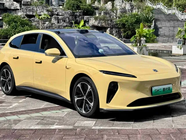 Nio ET5 Touring — Фото автомобиля 3