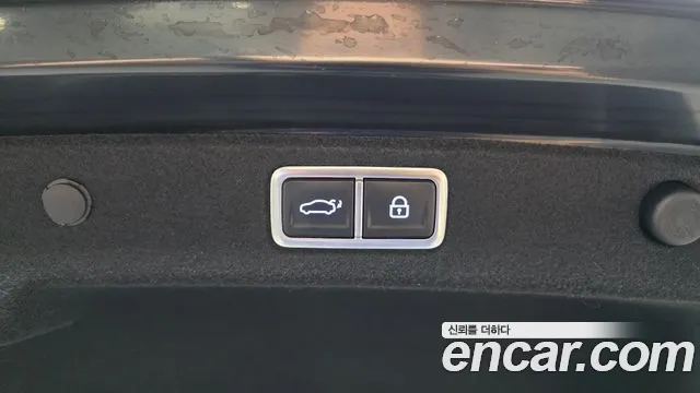 Hyundai Grandeur GN7 — Фото автомобиля 22