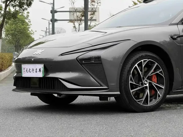 IM Motors L7 — Фото автомобиля 3