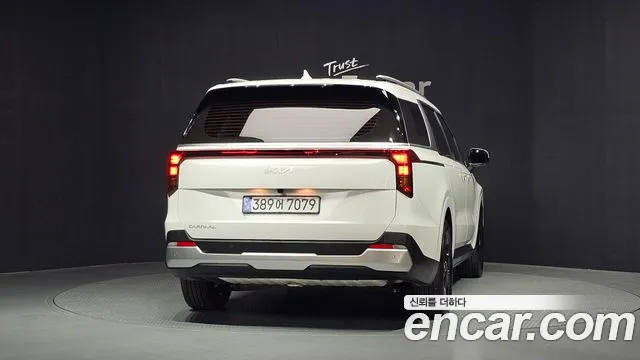 Kia Carnival 4th Gen — Фото автомобиля 4