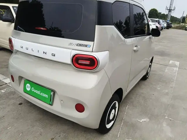 Wuling Hongguang Mini EV — Фото автомобиля 7